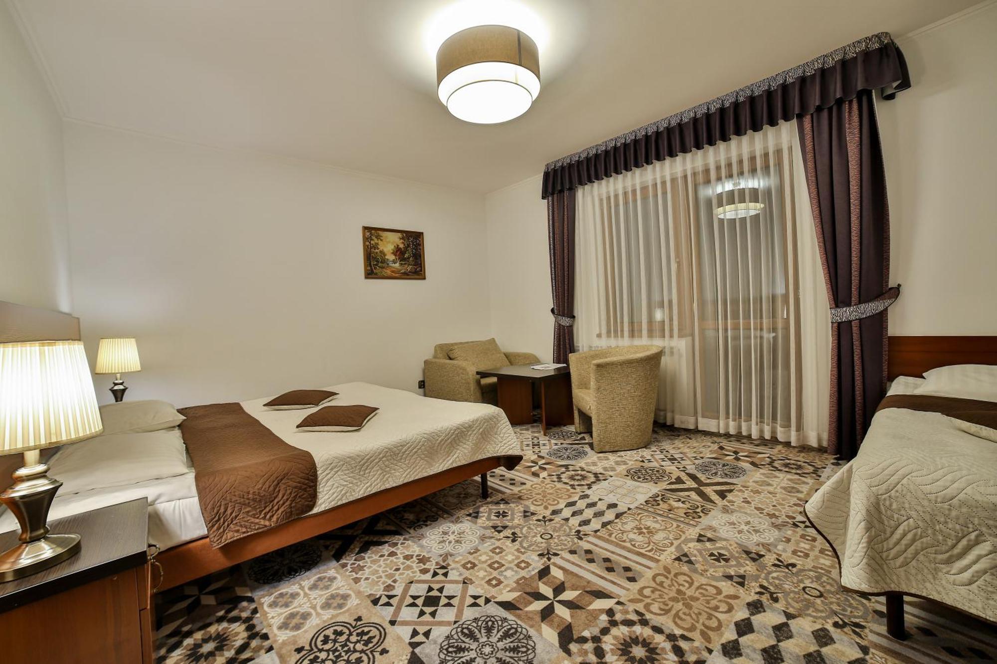 Hotel&Spa Jawor Завоя Екстериор снимка